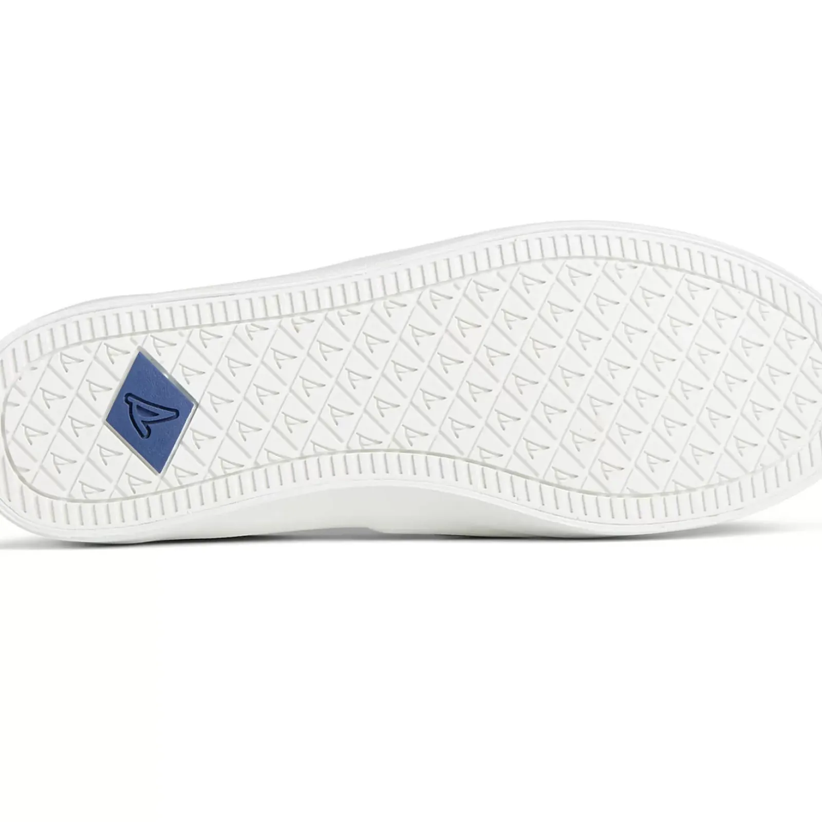 Sale|Sneakers^Sperry Women's Crest Twin Gore Perforated Leather Slip On Sneaker White